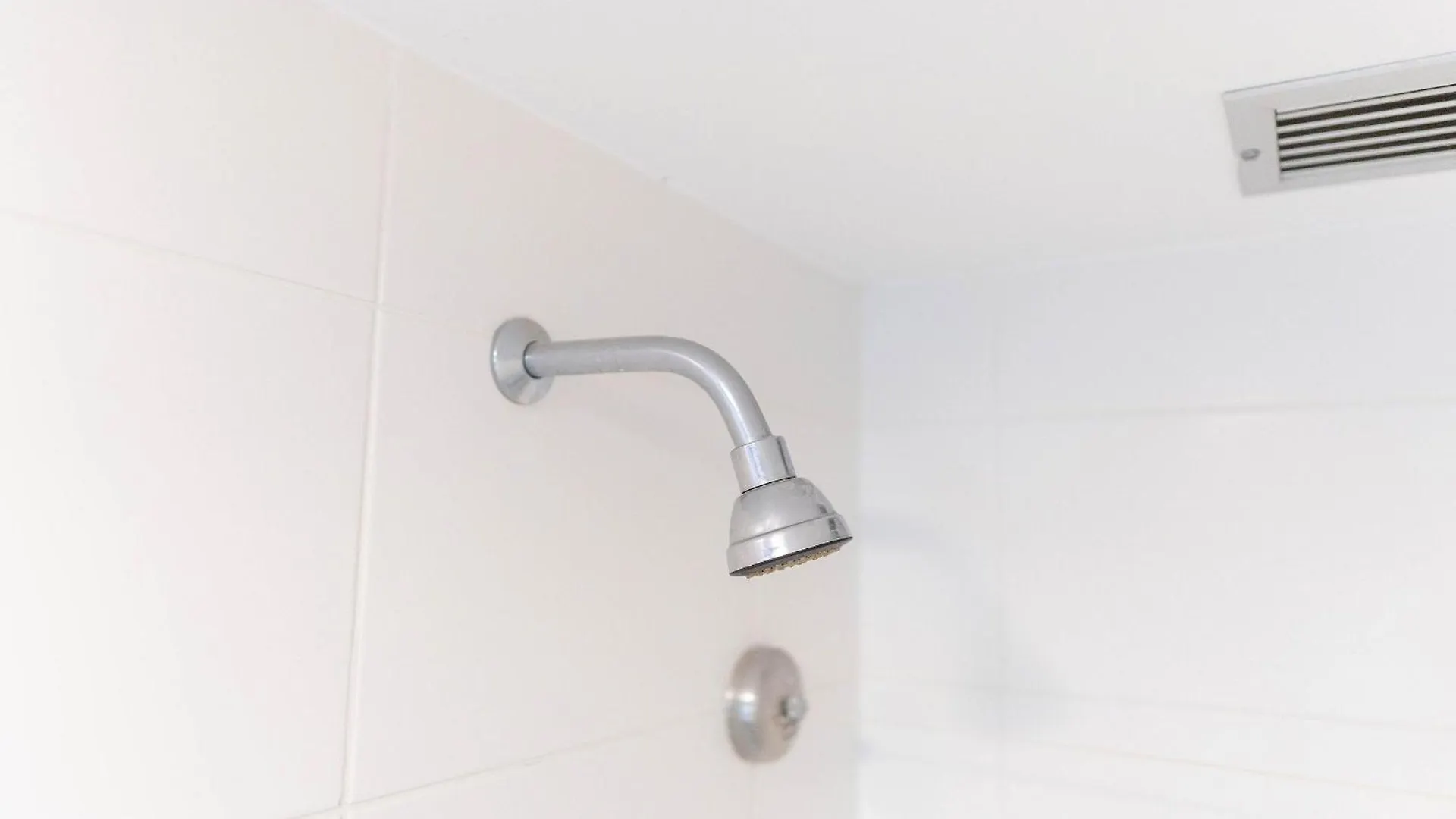 Sm1805 Flat Regiao Central Prox Embaixada Americana Brasília